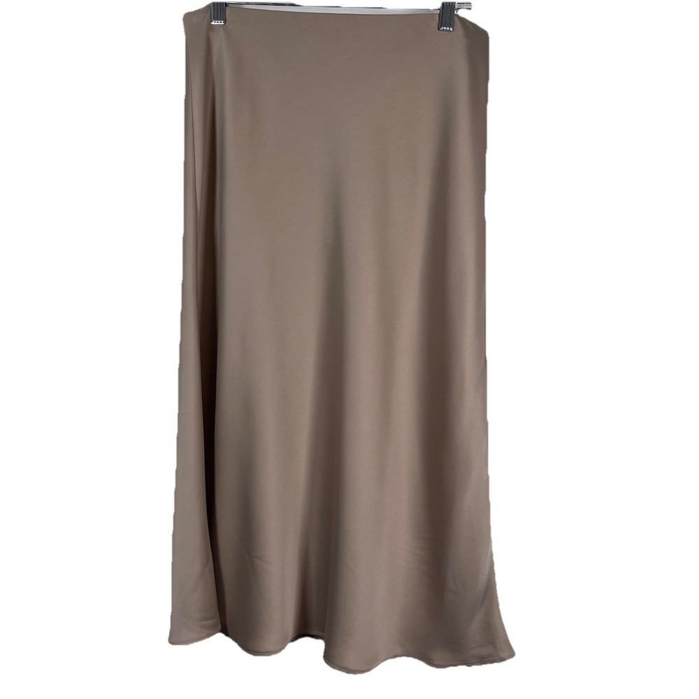 NWT RACHEL ZOE Sz 8 Satin Slip Skirt Midi Champagne Silky Elastic Waist *Flaw*